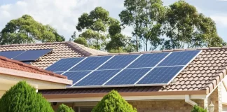 The Ultimate Guide to Choosing the Right Solar Panels for Your Home Choosing the Right Solar Panels for Your Home